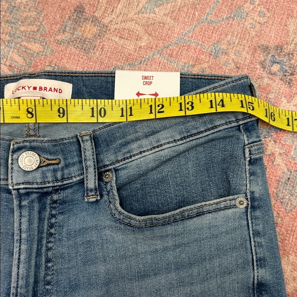 Lucky Brand Sweet Crop Mid Rise Advance Stretch Jeans 10/30 - Picture 5 of 6